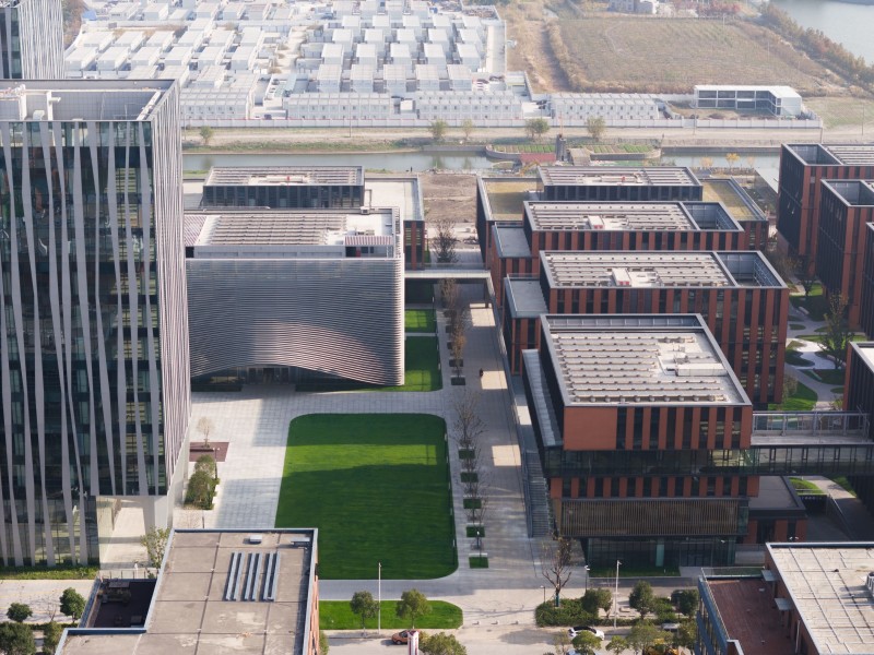 FTA - SHANGHAI LINGANG HIGH LIVE FUN INNOVATION COMPLEX