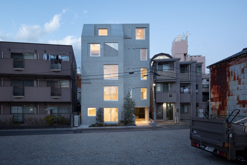 RYUICHI SASAKI ARCHITECTURE - SHIN NAKANO trapezoidal