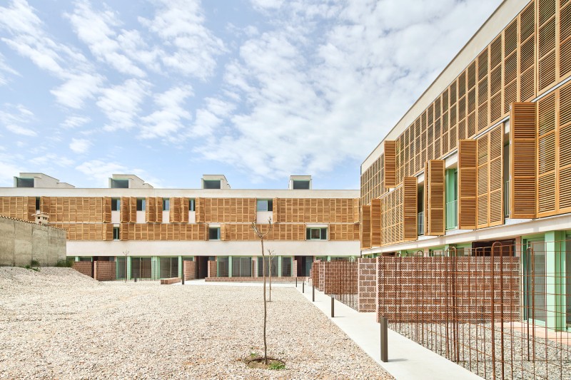 [Fortuny-Alventosa, Morell Arquitectes (F-AM Arquitectes) - 54 social housing in Inca, Mallorca, Balearic Islands - IMG 2]