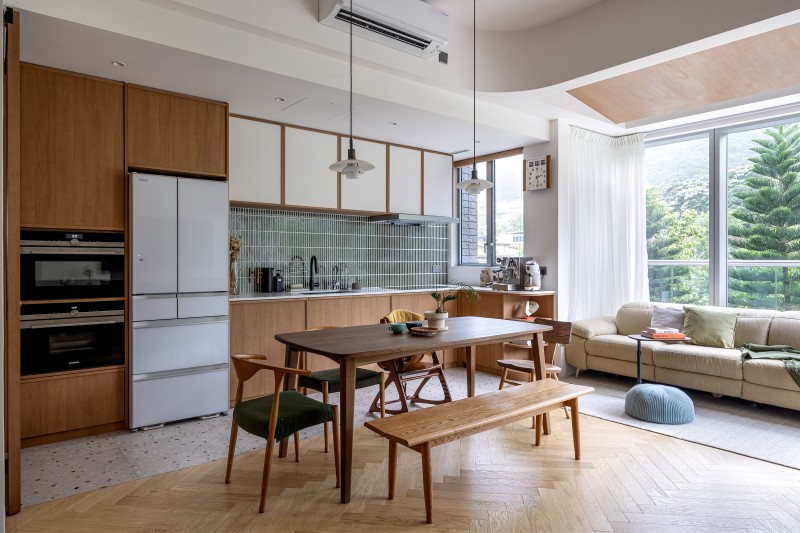 1sec.Left Design Studio - Green Nostalgia: Family Retreat