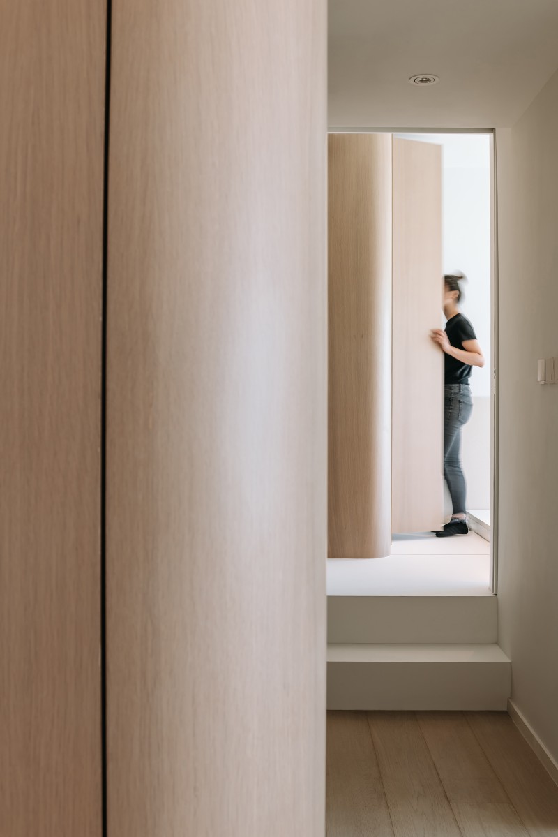 Adrian Chan Design and Research Office - Undulating Compact Home