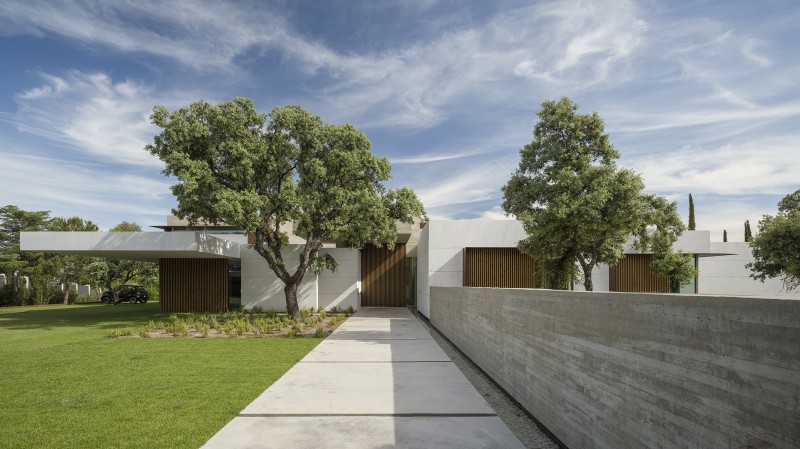 Bueso-Inchausti & Rein Arquitectos - A single Family Home in La Moraleja