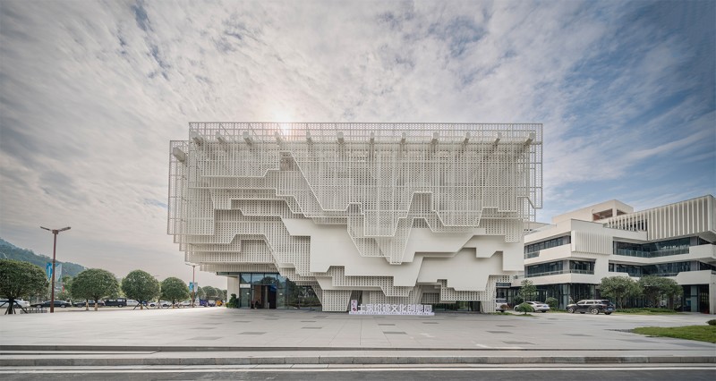 Zhang Hua Studio, Tianjin University Research Institute of Architectural Design & Urban Planning - Zhangjiajie TujiaBrocade Museum