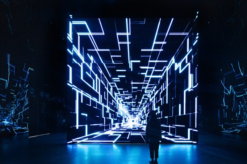 ATELIER BRÜCKNER - Lenovo Future Center 4.0
