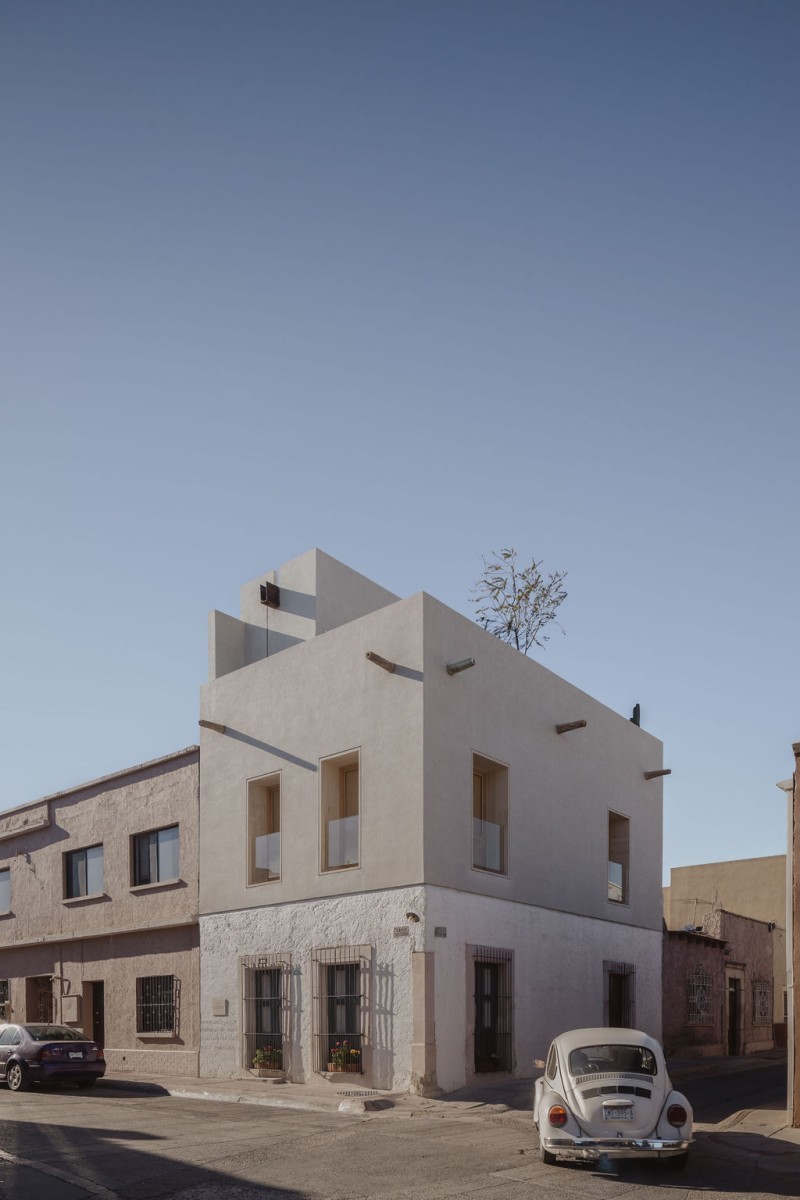 VOID STUDIO - CASA ESTUDIO