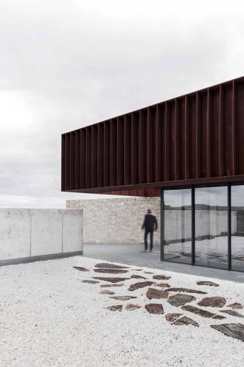 [Arias Garrido Arquitectos SLP - Winery expansion for Pinea Wine - IMG 5]