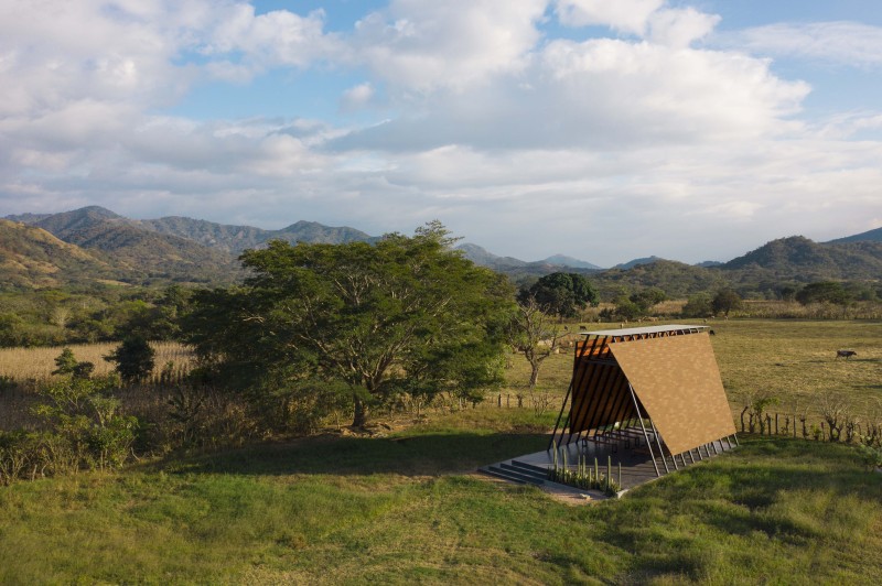 Apaloosa Estudio de Arquitectura y Walter Flores Arquitecto - Capilla La escondida