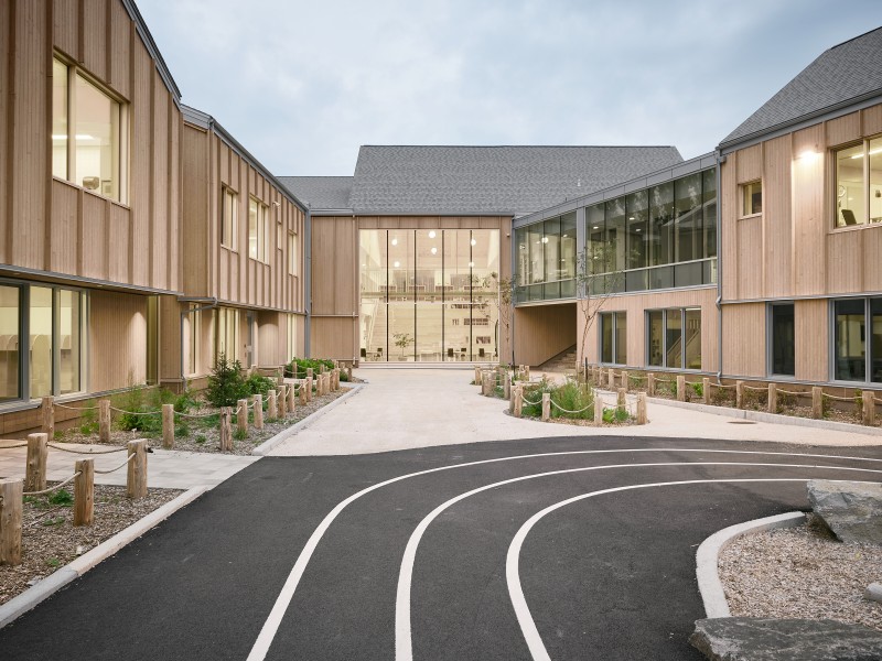 Agence Spatiale, Appareil Architecture and BGLA architecture - De l'Étincelle school