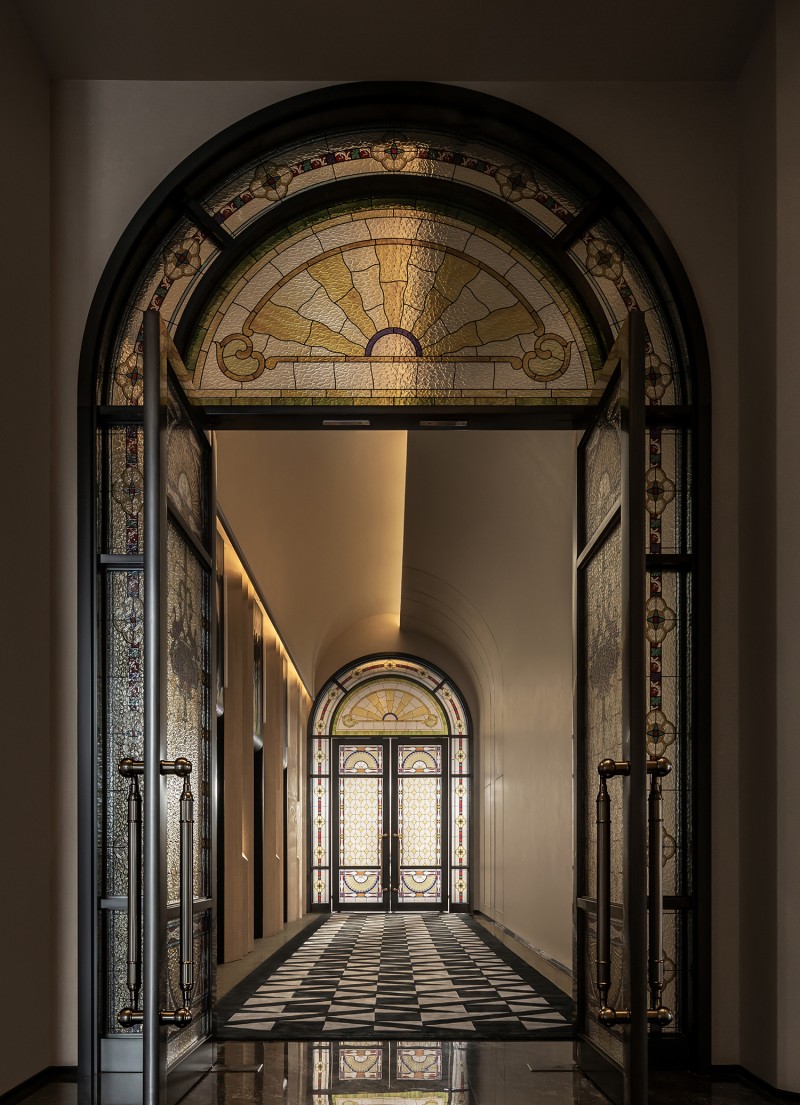 DECENT DESIGN - Tiger Club