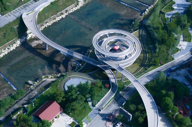ZZHK Architects - G Clef Bridge
