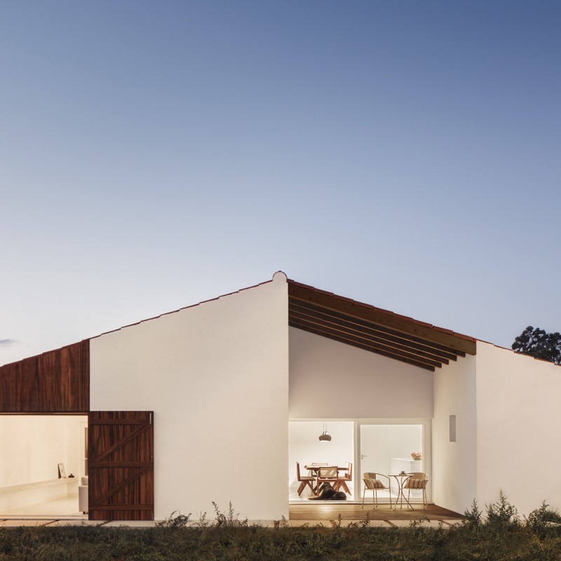 Fábio Ferreira Neves - Casa no Meco