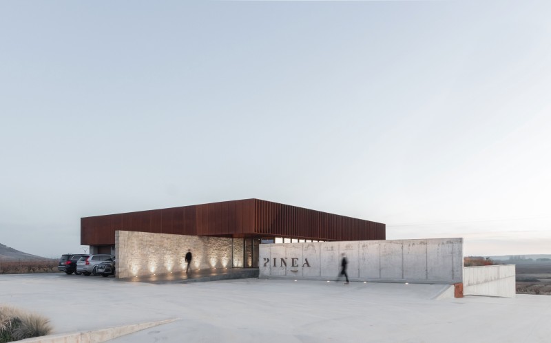 Arias Garrido Arquitectos SLP - Winery expansion for Pinea Wine