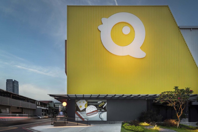 Snuper Design Inc. - Q Burger Headquarter
