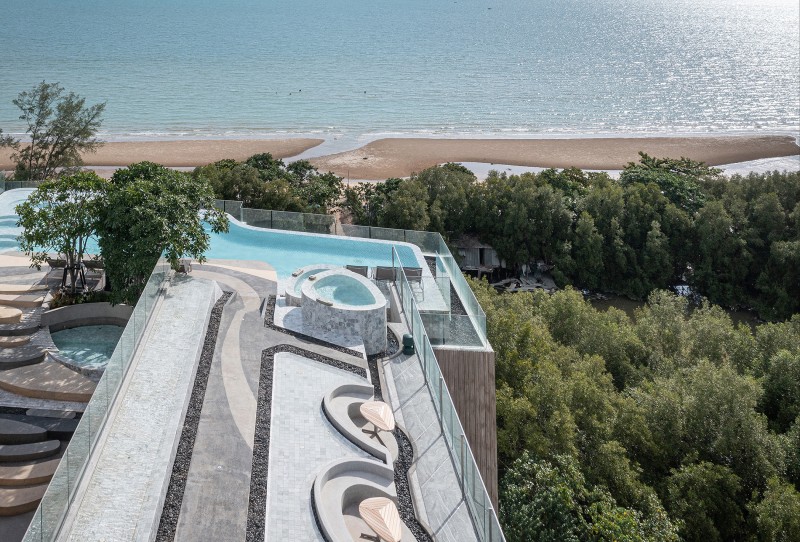VVdesine Landscape Architecture - Bayphere Hotel Pattaya