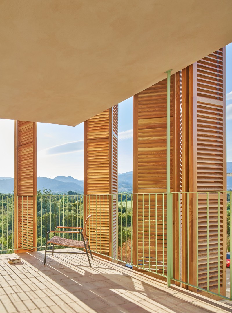 [Fortuny-Alventosa, Morell Arquitectes (F-AM Arquitectes) - 54 social housing in Inca, Mallorca, Balearic Islands - IMG 6]