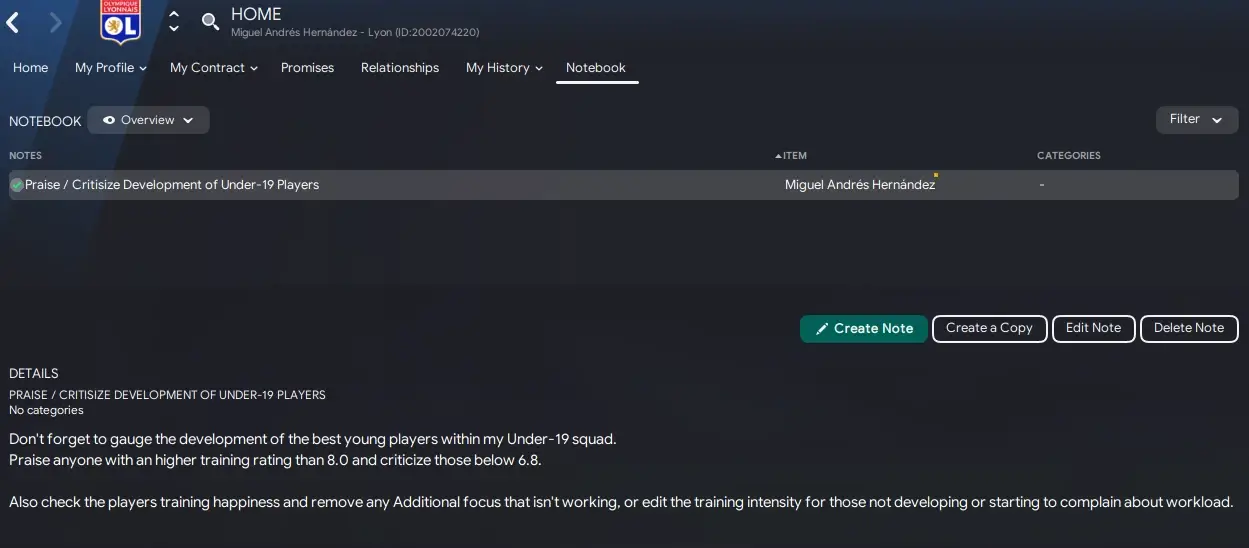 using the Football Manager notebook to remind praising and critcizing training performances